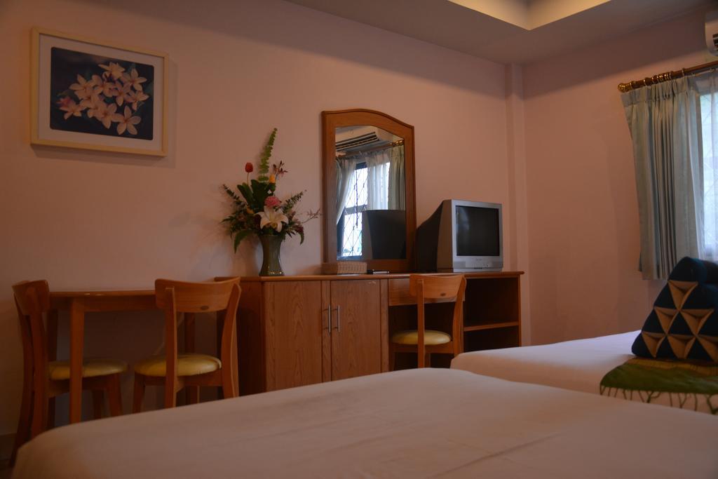 Seven Oaks Inn Jomtien Beach Cameră foto