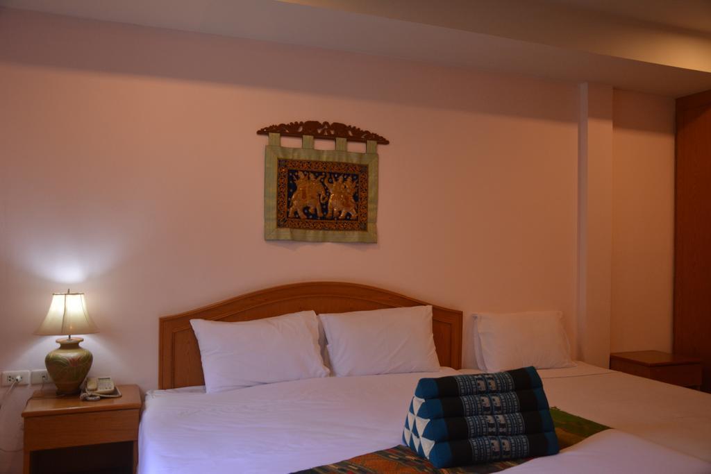 Seven Oaks Inn Jomtien Beach Cameră foto