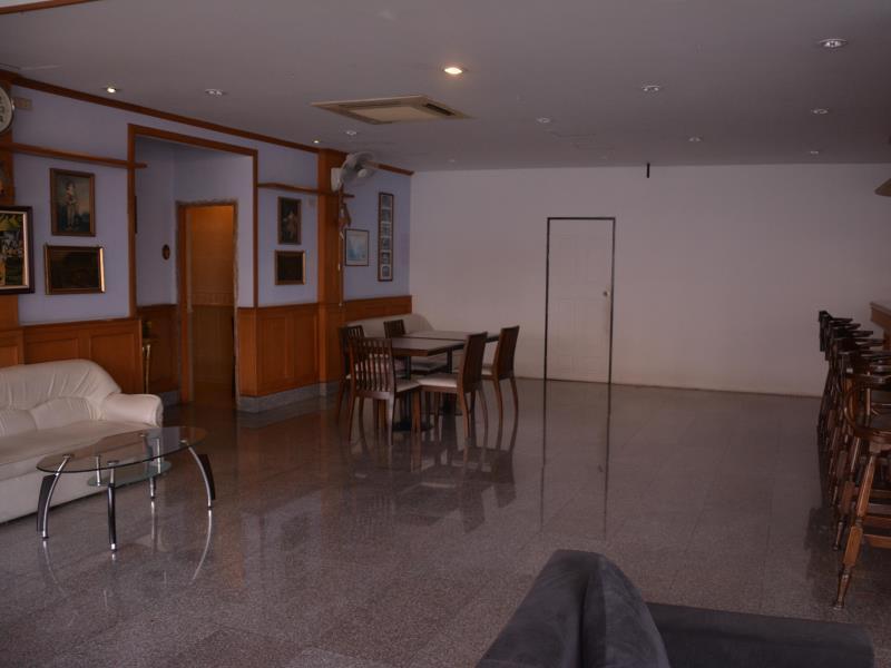 Seven Oaks Inn Jomtien Beach Exterior foto