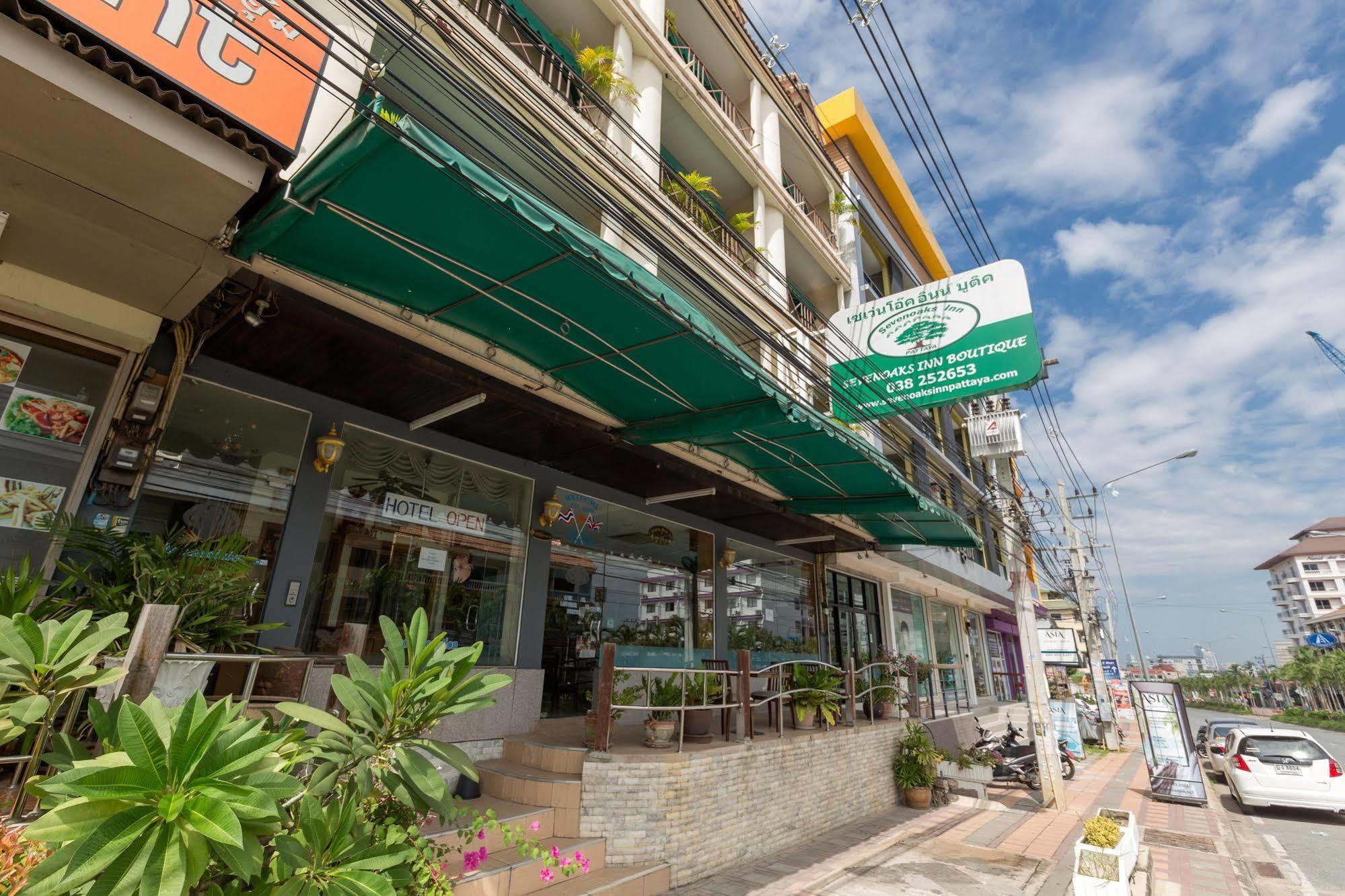 Seven Oaks Inn Jomtien Beach Exterior foto